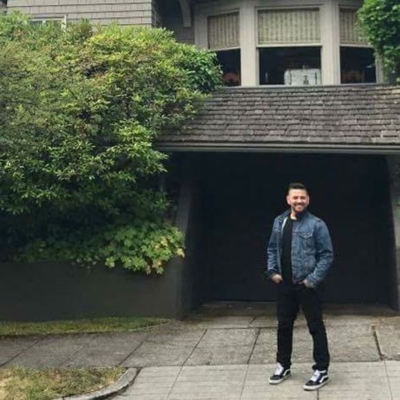 Meet your Posher, James - Picture 1 of 1